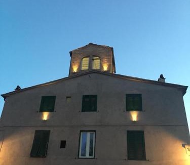Lucca Historical Center House | Inside the Wall
