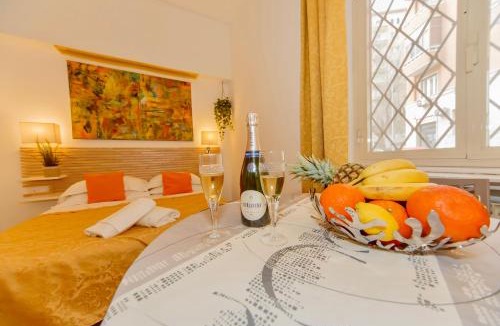 Universita House | Internouno