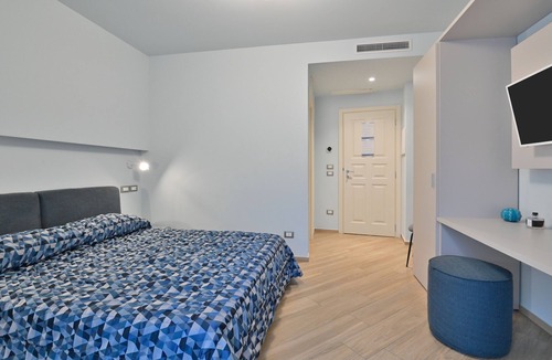 Santa Maria di Castellabate Hotel | camera circe -Double room-Classic-Private Bathroom-Balcony
