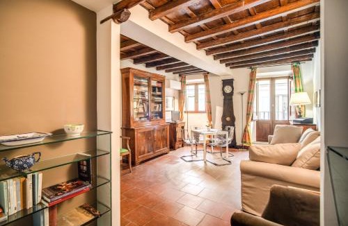 Rione II Trevi Apartment | Italianflat- Alla Fontana di Trevi