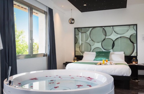 Zona XXIV Fonte Ostiense Hotel | JC Hotel