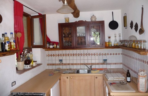 Civitella Paganico House | July/Aug still available! Secluded location! Olives, open fireplace! Pets allowed!
