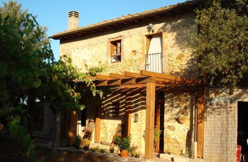 Civitella Paganico House | July/Aug still available! Secluded location! Olives, open fireplace! Pets allowed!