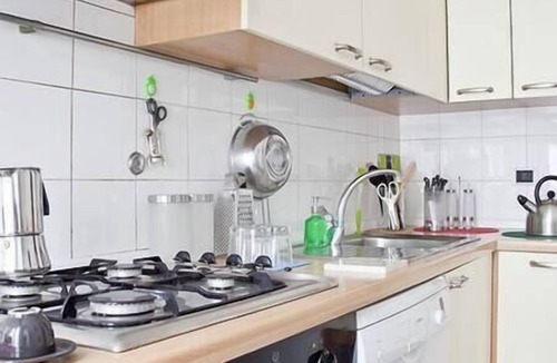 Quartiere XVII Trieste Apartment | KAMCHŪ APARTMENTS single bedroom VILLA ADA