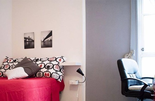 Quartiere XVII Trieste Apartment | KAMCHŪ APARTMENTS: DOUBLE PRIVATE BEDROOM, close to TUBE, GARDEN view #G2
