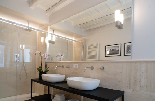 Rione XI Sant'Angelo House | Kame Hall