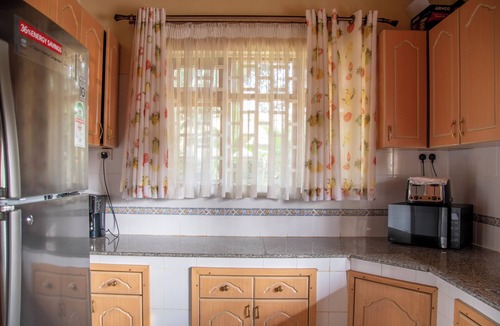 Nairobi Cottage | Karura Forest 10m UN/Gigiri UNDSS/MOSS Compliant