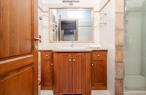 Viterbo House | Katalay House 3 Bedrooms with Bathroom Downtown