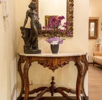 Esquilino Apartment | Kings Home In Rome