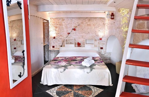 Putignano Bed & Breakfast | L'Angolo di Gaudì, casa Milà