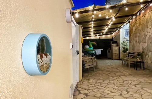 Lavinio Lido di Enea House | L'angolo di RosAura - Casa Vacanze - Lavinio Mare - Holiday Home