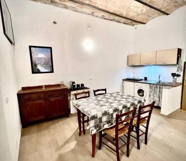 Campagnano di Roma Apartment | L'Antica Grotta