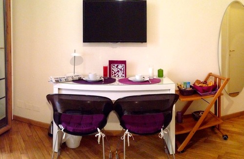 Salario Bed & Breakfast | L'Appartamento Romano - brand new and luminous B&B in the center of Rome