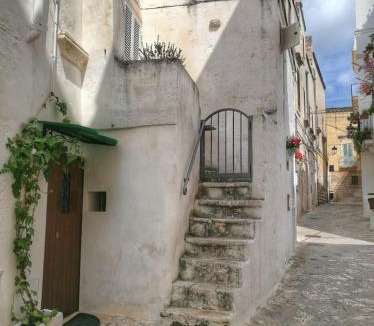 Fasano House | L' Edera