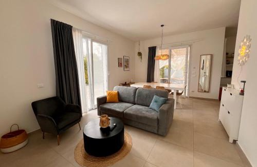 San Cataldo Apartment | L'Oasi di Evelyn