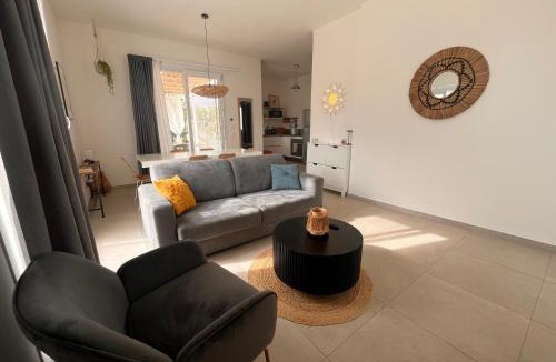 San Cataldo Apartment | L'Oasi di Evelyn
