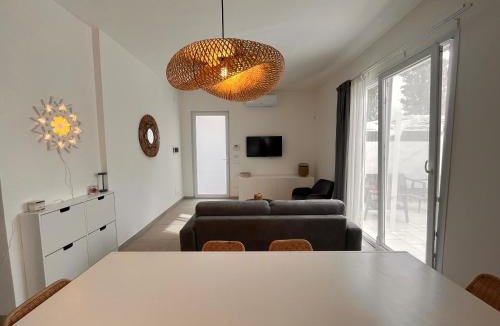 San Cataldo Apartment | L'Oasi di Evelyn