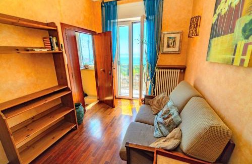 Monte Sant'Angelo Apartment | L'Olimpo
