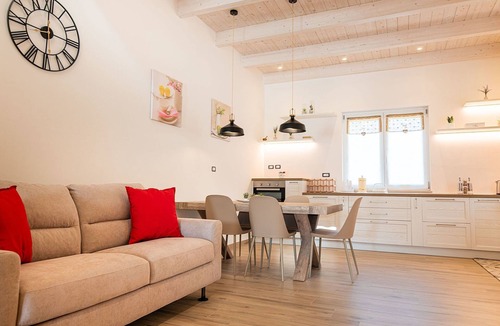 Francavilla Fontana House | La Carezza del Sole - Private Villa by Interhome