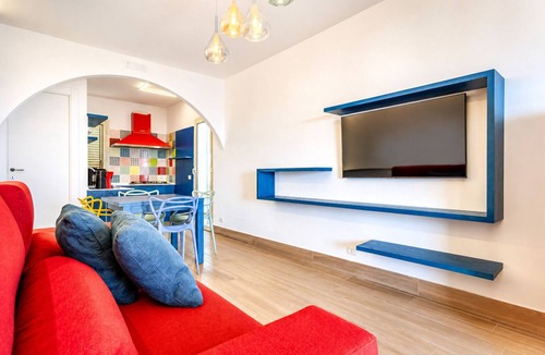 Noto Historic Centre Apartment | La Casa dei colori - Two Bedroom Apartment, Sleeps 6