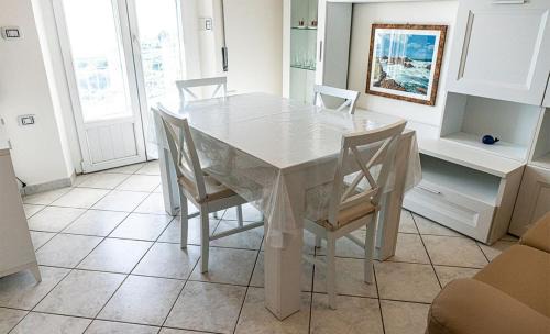 Giglio Castello Apartment | La Casa del Panza con vista mare