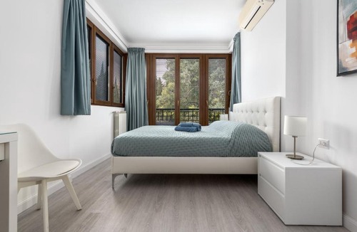 Aurelio Apartment | La Casa del Tomo - Metro A - Parcheggio Privato - 6 ospiti