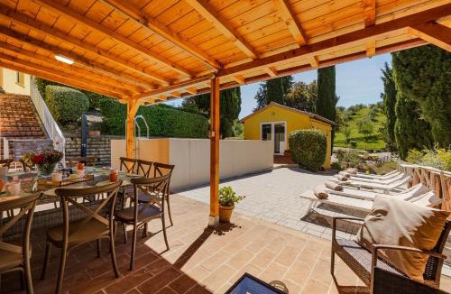 Po' Bandino Villa | La Casa delle Farfalle