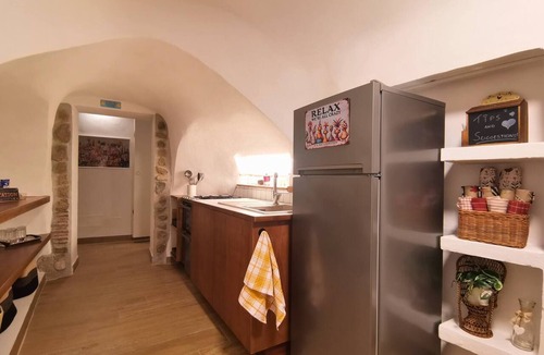 Sacrofano Apartment | La Casina di Rosina, relax in the village near Rome
