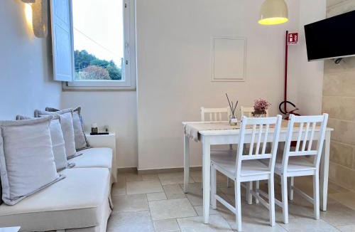 Laureto Apartment | La Dimora del Colle