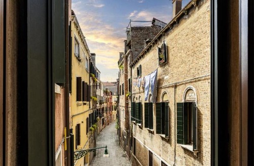 San Marco Apartment | La Dimora di Lady J Amazing Brandnew property with 6 luxury bedrooms!