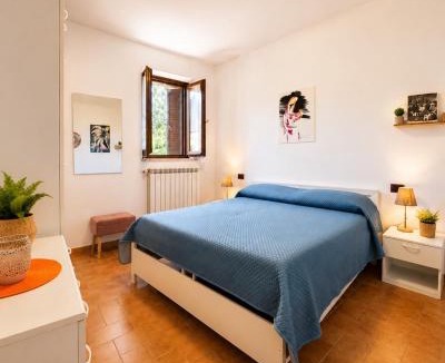 Montefalco Apartment | La Dimora di Sandra Montefalco, Casa tra gli ulivi a Montefalco