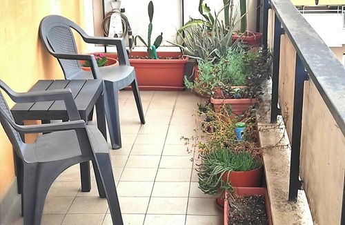 Appio Latino Apartment | La Dolce Roma – Metro A at your doorstep | Near Caffarella Park|Netflix included