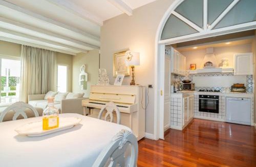Cannizzaro Apartment | La Finestra sul Mare Apartment