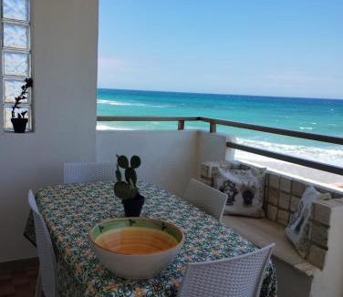 Lendinuso House | LA FINESTRA SUL MARE