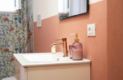 Villa Castelli Apartment | La Fontana di Via Roma ,Casaurea Apartment, Centro-AC