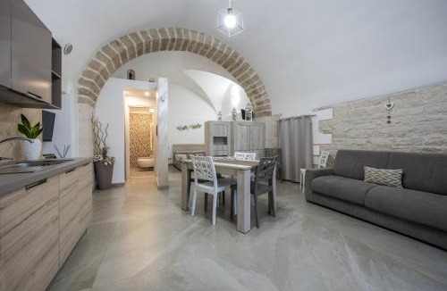 Giovinazzo House | La Lanterna