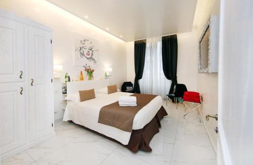 Rione III Colonna Apartment | La Maisonnette Tritone Trevi Apartment Rome