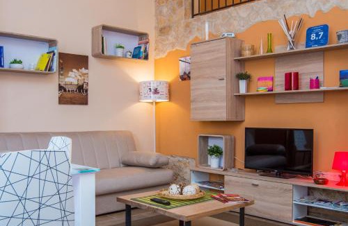 Noto Historic Centre Apartment | La Nicchia 2