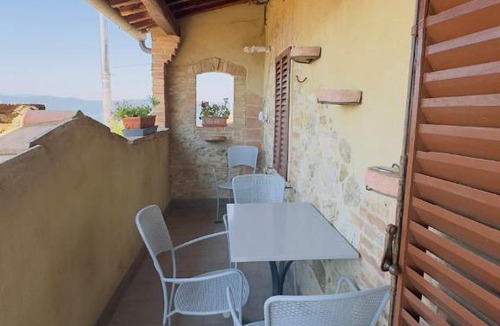 Casciano di Murlo House | La Nobiltà del Tempo