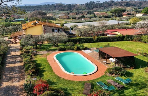 Altopascio Villa | La Piaggia, Altopascio, Lucca and Viareggio