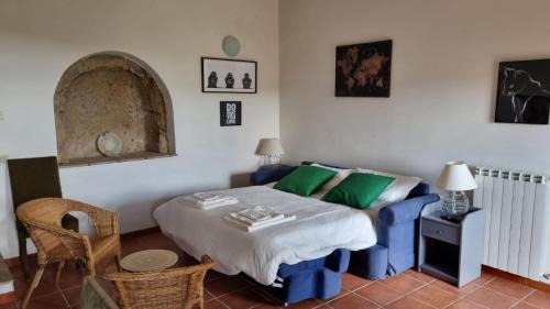 Bagnoregio Apartment | La Porticella - with inner etruscan museum