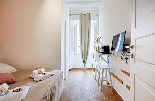 Civitavecchia Bed & Breakfast | La Posada - Camera 2 by Rentbeat