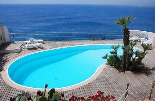 Plemmirio Apartment | La Rosa sul Mare by Interhome