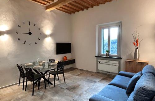 Castagneto Carducci Apartment | La Suite di Samuele