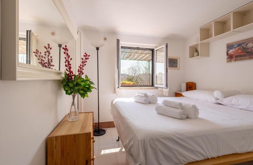 Quartiere XXXI Giuliano Dalmata Apartment | La Terrazza Sui Tigli EUR Metro Laurentina