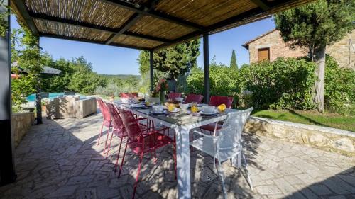 Badiola Villa | LA VECCHIA PIEVE 8, Emma Villas