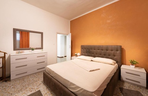 Le Piazze Villa | "La vita in campagna" Villa in Castiglion Fiorentino with swimming pool