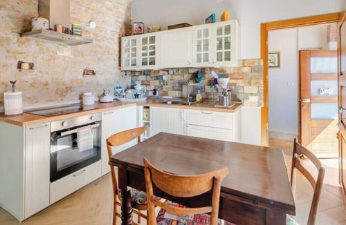 Arcola Apartment | Larco