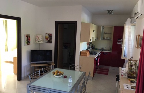 Pizzo Apartment | Large 2 bedroom apartment close to swimming pool and beaches