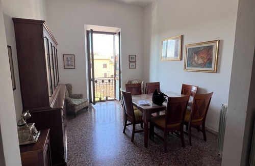 Nettuno Apartment | Large central apartment within walking distance from the sea